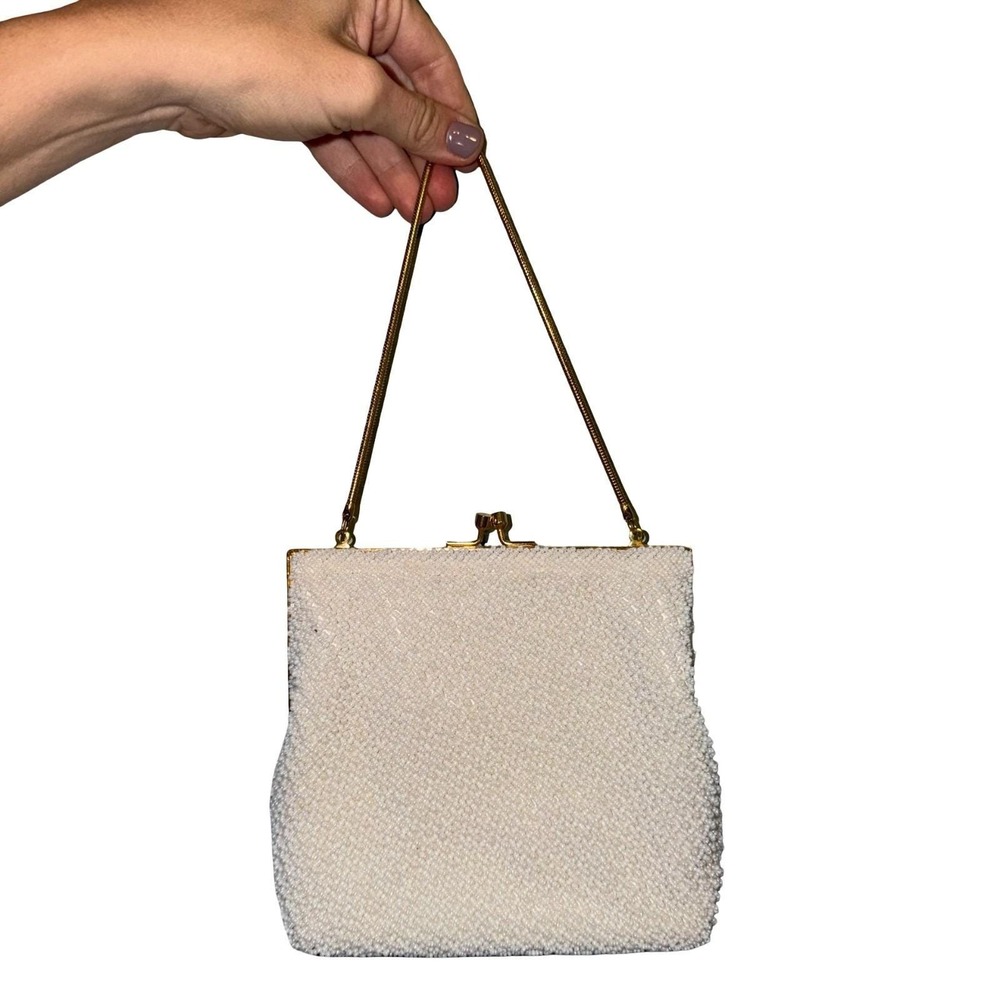Vintage Gold & White beaded evening clutch. Kiss lock & chain handle. Wedding